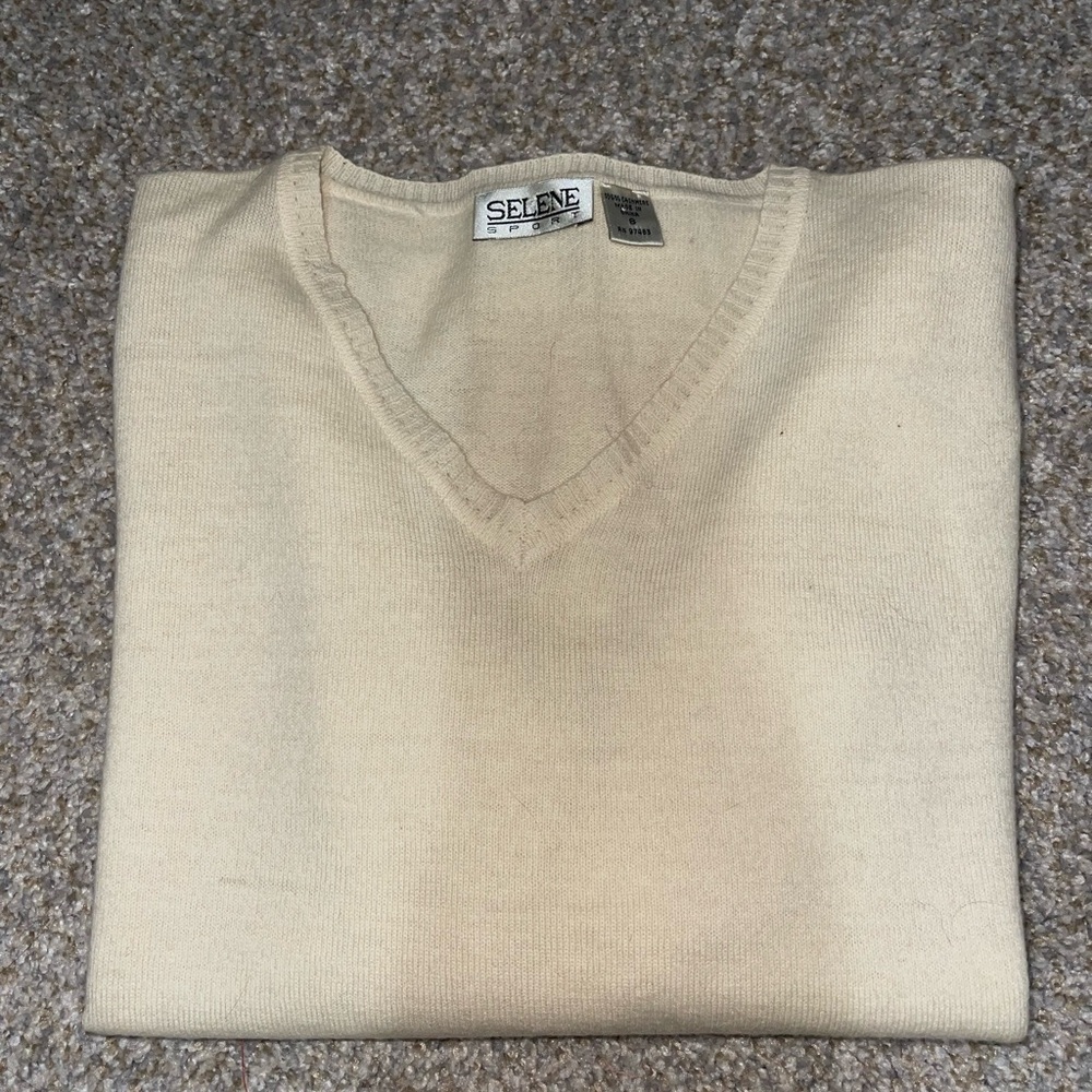 Selene Sport women’s Cashmere Cream V-Neck Sweater